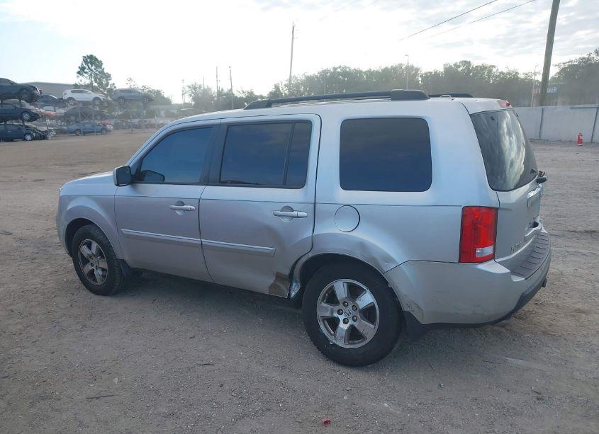 Photo 14 of 2011 Honda Pilot EX (VIN 5FNYF3H41BB025262)