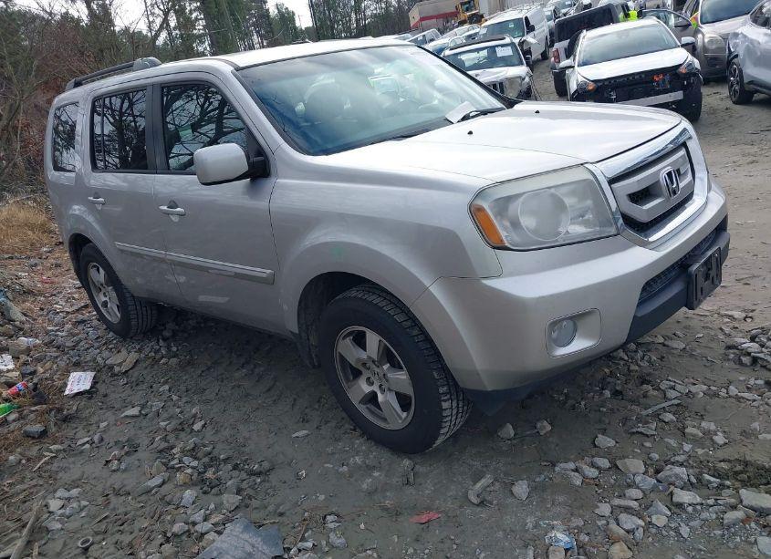 2011 Honda Pilot EX (VIN 5FNYF3H41BB056575) main photo