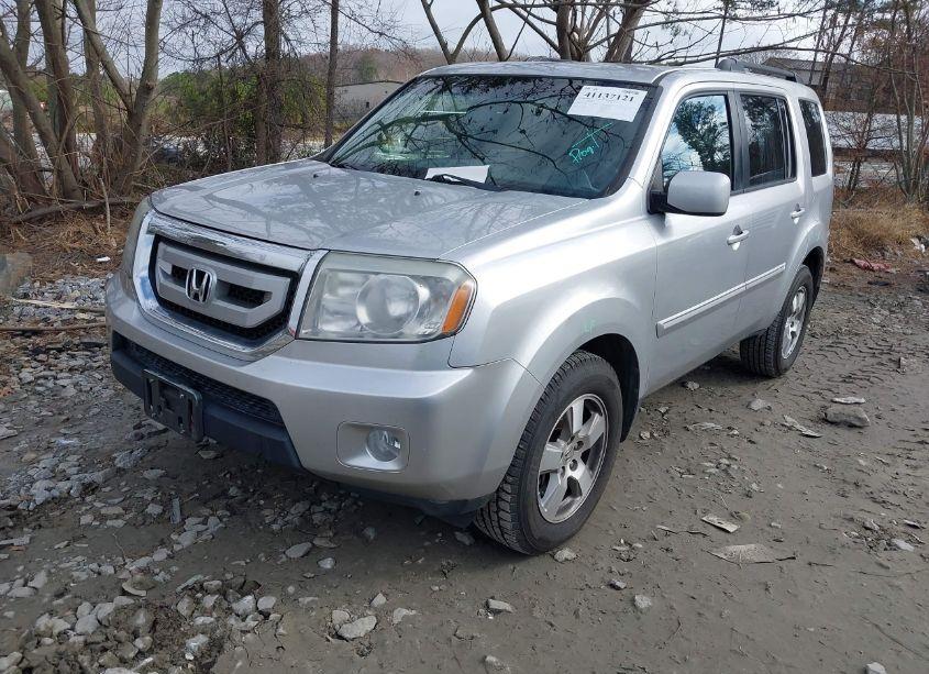 Photo 14 of 2011 Honda Pilot EX (VIN 5FNYF3H41BB056575)