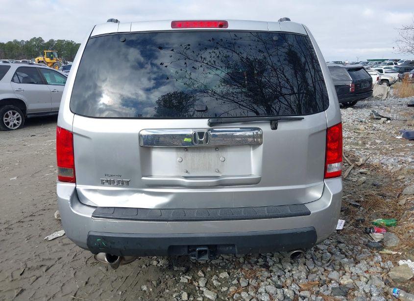 Photo 16 of 2011 Honda Pilot EX (VIN 5FNYF3H41BB056575)