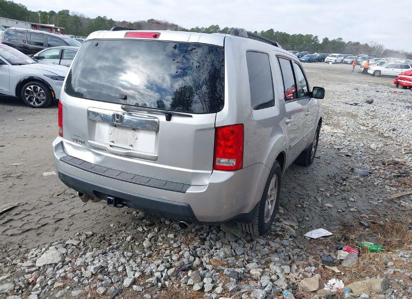 Photo 4 of 2011 Honda Pilot EX (VIN 5FNYF3H41BB056575)