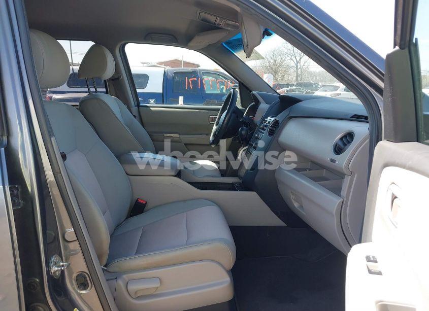 Photo 5 of 2012 Honda Pilot EX (VIN 5FNYF3H41CB006096)