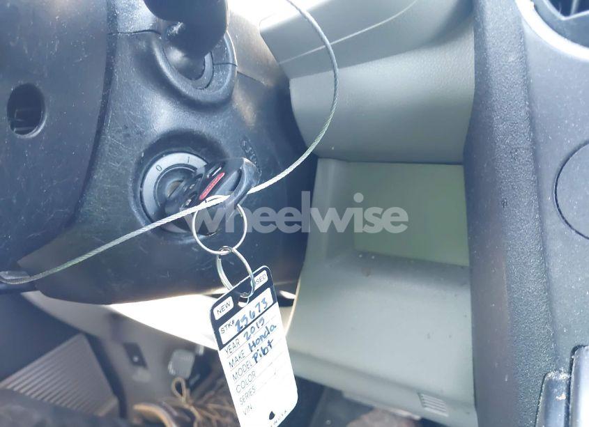 Photo 11 of 2015 Honda Pilot EX (VIN 5FNYF3H41FB030063)