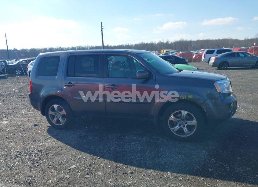 Photo 14 of 2015 Honda Pilot EX (VIN 5FNYF3H41FB030063)