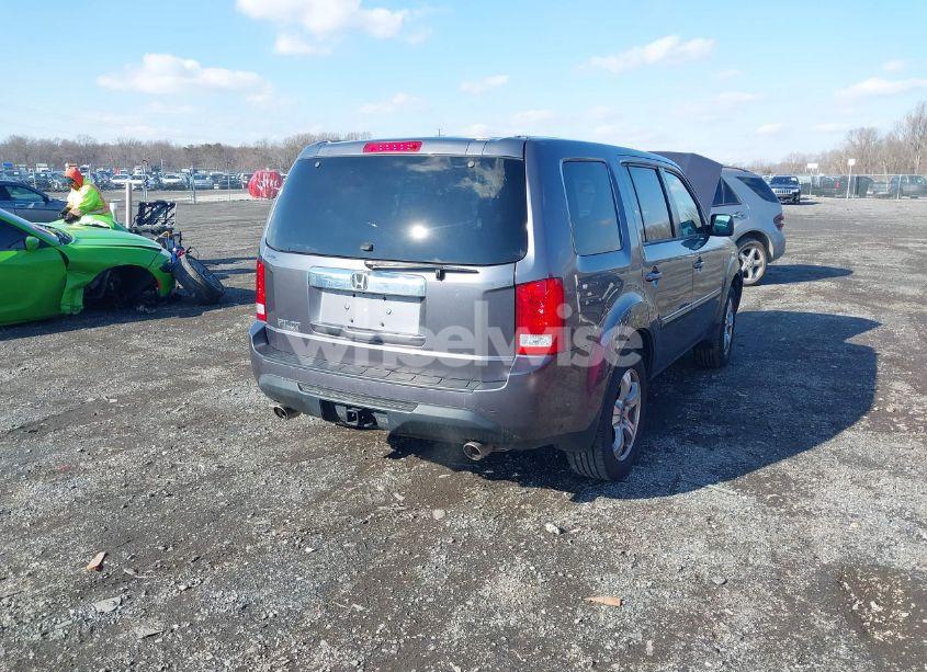 Photo 4 of 2015 Honda Pilot EX (VIN 5FNYF3H41FB030063)