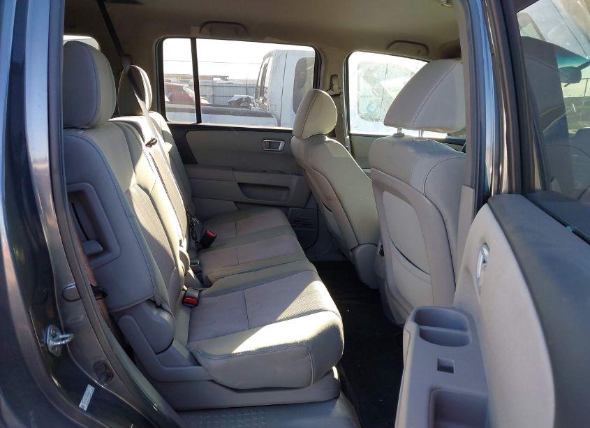 Photo 8 of 2013 Honda Pilot EX (VIN 5FNYF3H42DB006612)