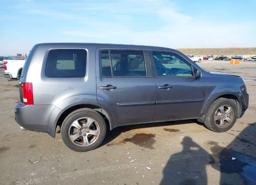 Photo 13 of 2015 Honda Pilot EX (VIN 5FNYF3H42FB003342)