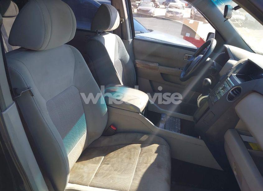 Photo 5 of 2011 Honda Pilot EX (VIN 5FNYF3H43BB030897)