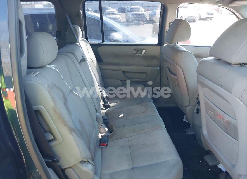 Photo 8 of 2011 Honda Pilot EX (VIN 5FNYF3H43BB030897)