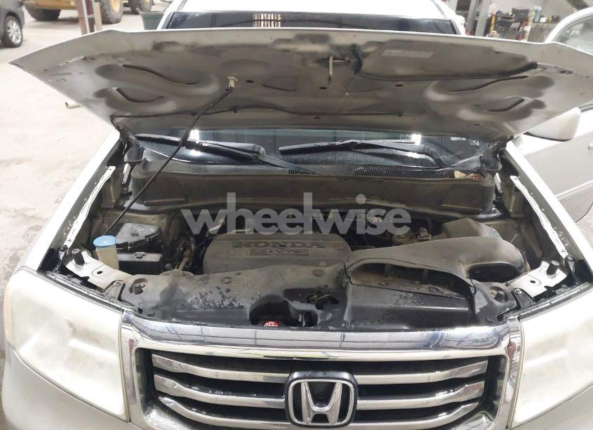 Photo 10 of 2012 Honda Pilot EX (VIN 5FNYF3H43CB030268)