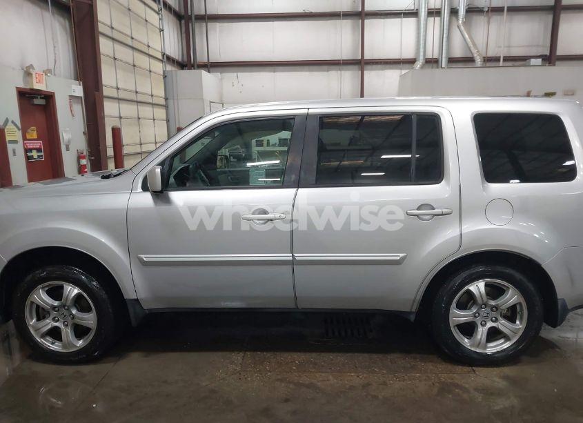 Photo 14 of 2012 Honda Pilot EX (VIN 5FNYF3H43CB030268)