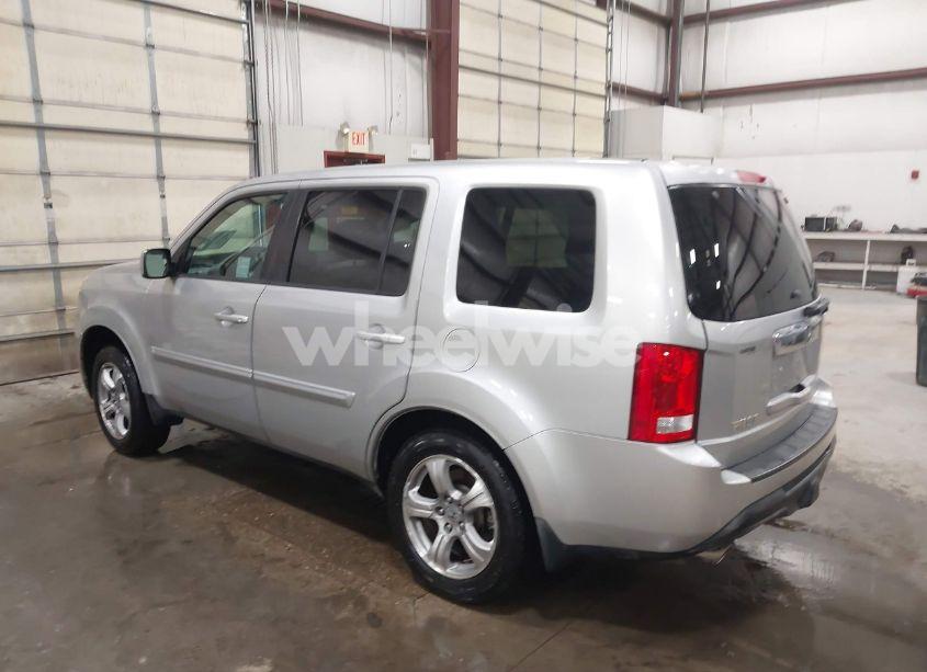 Photo 3 of 2012 Honda Pilot EX (VIN 5FNYF3H43CB030268)
