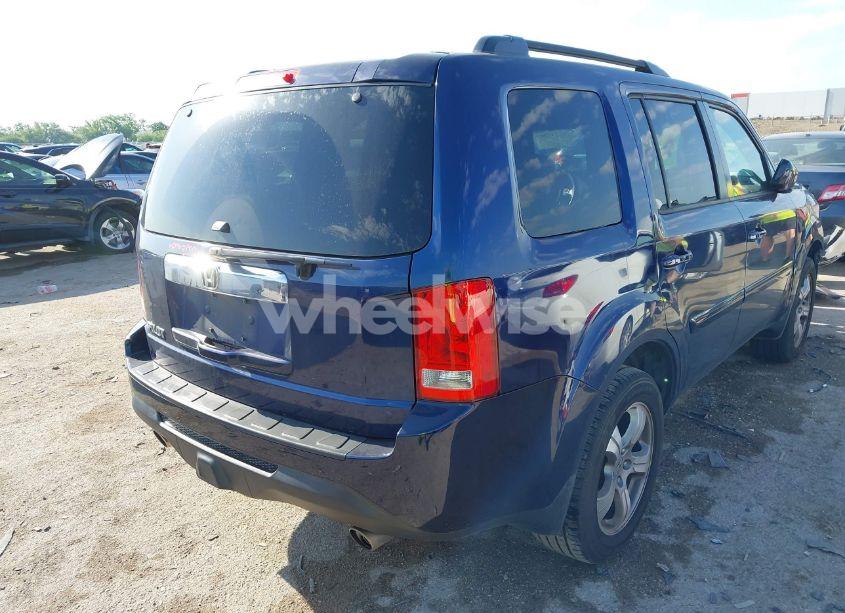 Photo 4 of 2013 Honda Pilot EX (VIN 5FNYF3H43DB009177)