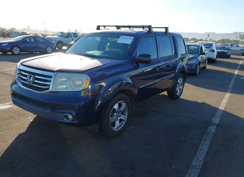 Photo 2 of 2013 Honda Pilot EX (VIN 5FNYF3H43DB015433)