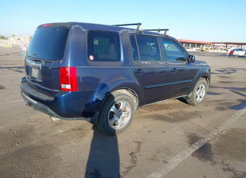 Photo 4 of 2013 Honda Pilot EX (VIN 5FNYF3H43DB015433)