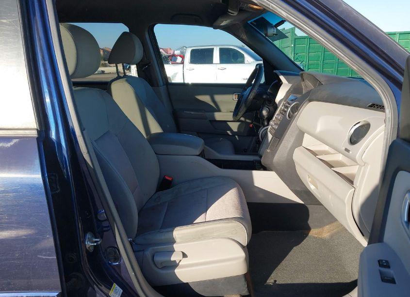 Photo 5 of 2013 Honda Pilot EX (VIN 5FNYF3H43DB015433)