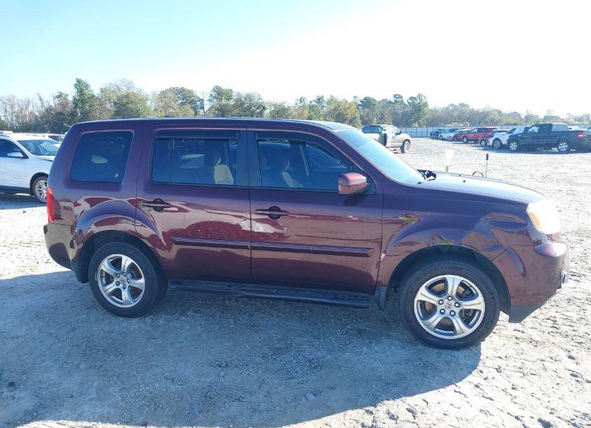 Photo 13 of 2015 Honda Pilot EX (VIN 5FNYF3H43FB008615)