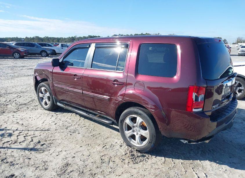 Photo 3 of 2015 Honda Pilot EX (VIN 5FNYF3H43FB008615)