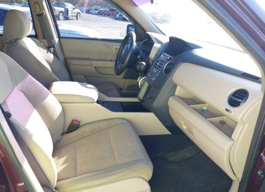 Photo 5 of 2015 Honda Pilot EX (VIN 5FNYF3H43FB008615)