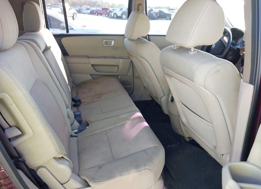 Photo 8 of 2015 Honda Pilot EX (VIN 5FNYF3H43FB008615)