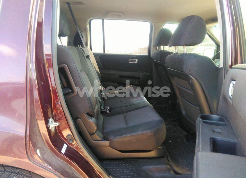 Photo 8 of 2011 Honda Pilot EX (VIN 5FNYF3H44BB041455)