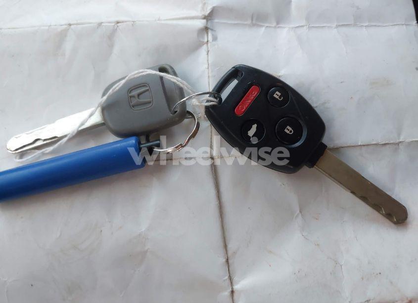 Photo 11 of 2011 Honda Pilot EX (VIN 5FNYF3H44BB047689)