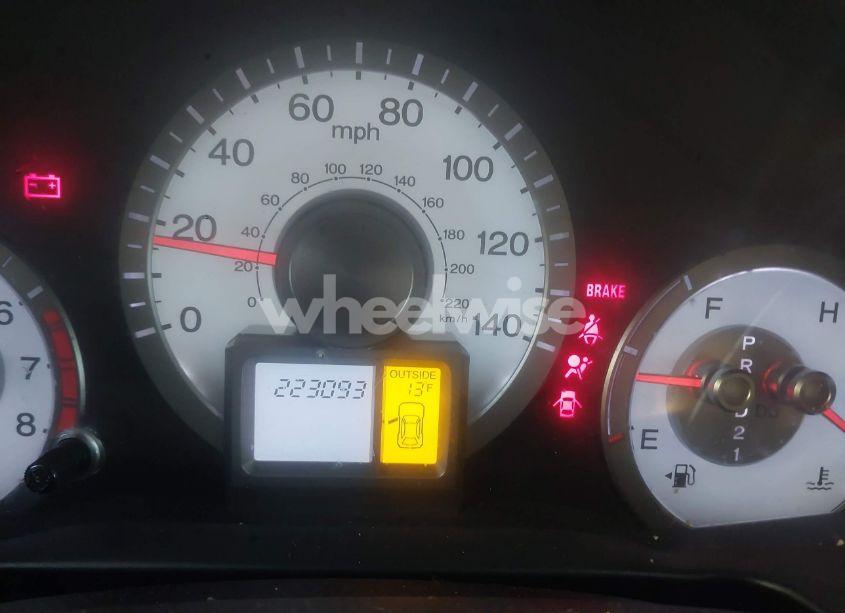 Photo 16 of 2011 Honda Pilot EX (VIN 5FNYF3H44BB047689)