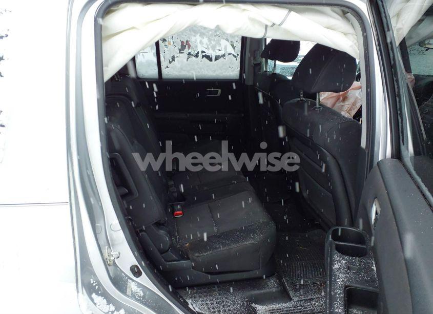 Photo 8 of 2011 Honda Pilot EX (VIN 5FNYF3H44BB047689)