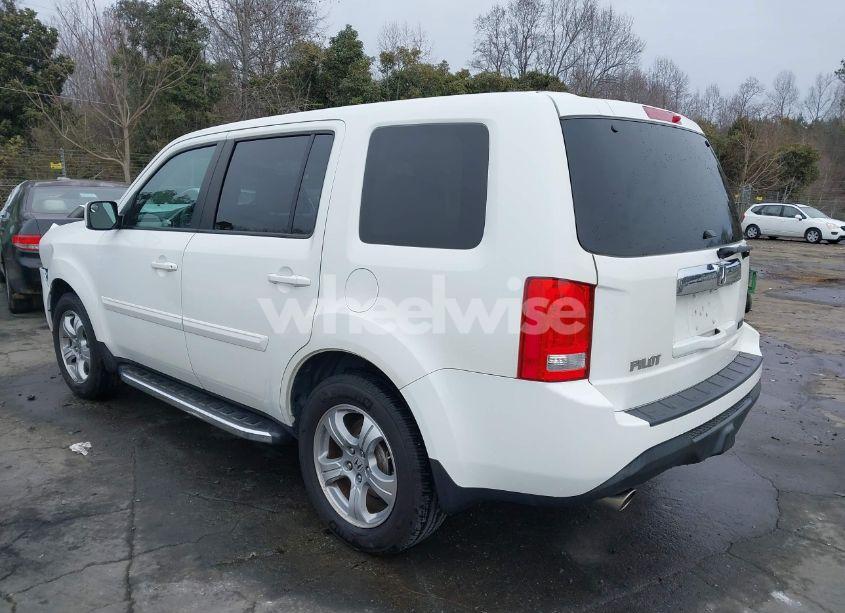 Photo 3 of 2014 Honda Pilot EX (VIN 5FNYF3H44EB020433)