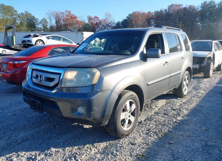Photo 2 of 2011 Honda Pilot EX (VIN 5FNYF3H45BB031453)