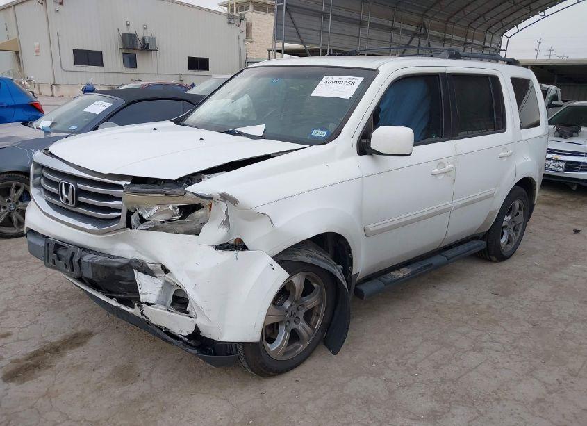 Photo 2 of 2012 Honda Pilot EX (VIN 5FNYF3H45CB025248)