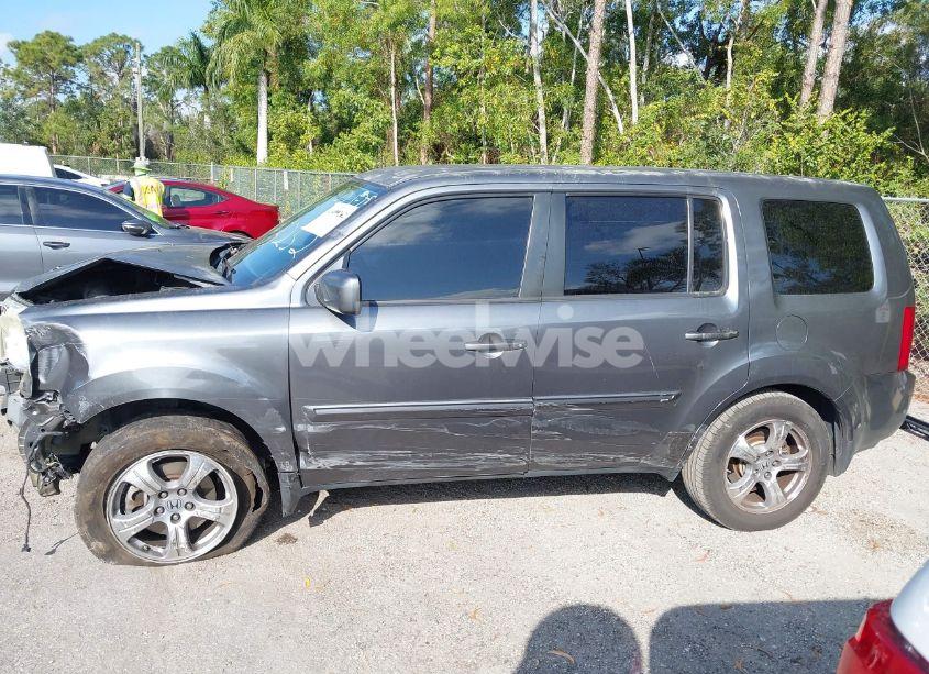 Photo 15 of 2013 Honda Pilot EX (VIN 5FNYF3H45DB003252)