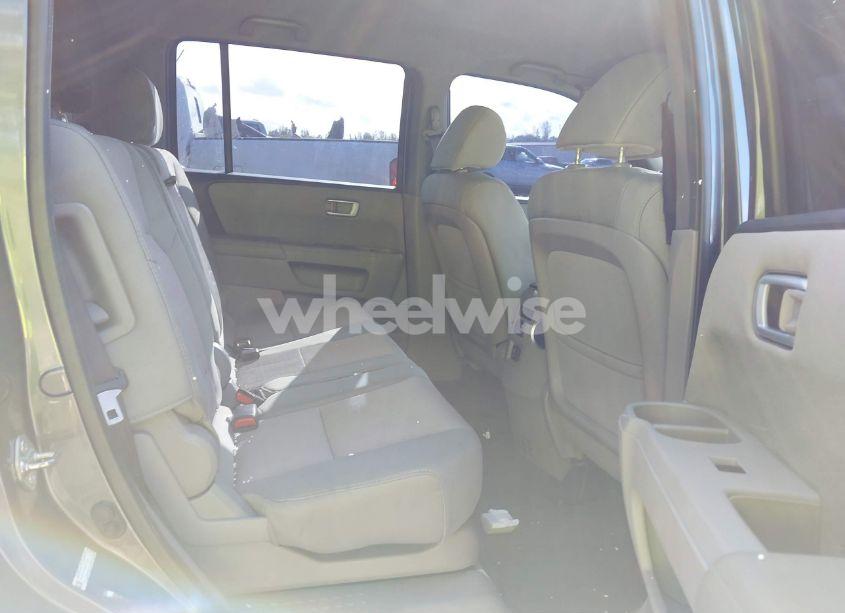 Photo 8 of 2013 Honda Pilot EX (VIN 5FNYF3H45DB003252)