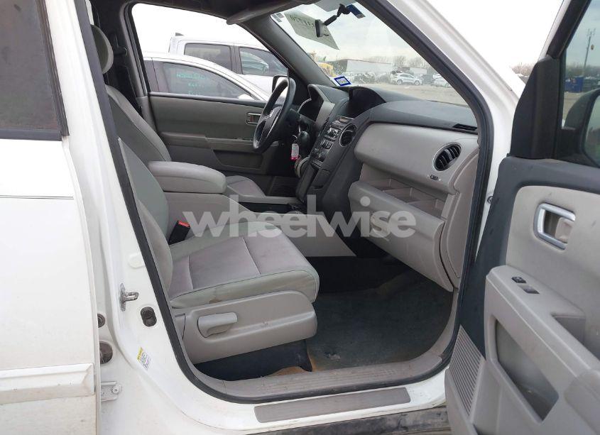 Photo 5 of 2013 Honda Pilot EX (VIN 5FNYF3H45DB013571)