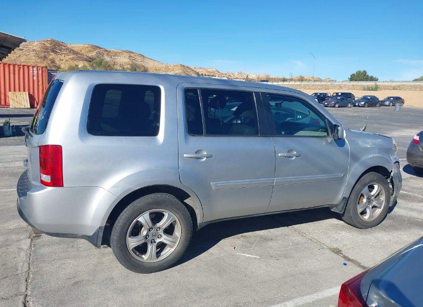 Photo 13 of 2012 Honda Pilot EX (VIN 5FNYF3H46CB038400)