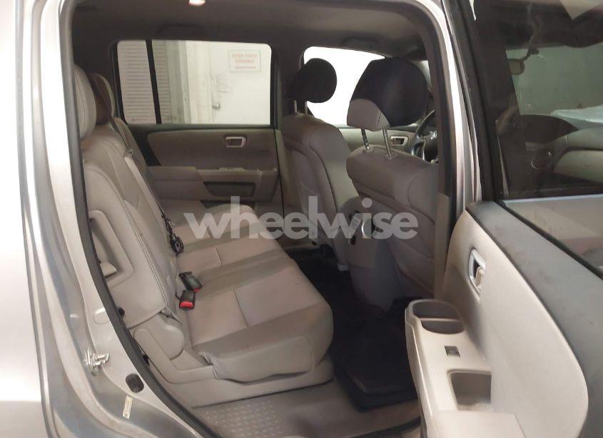 Photo 8 of 2013 Honda Pilot EX (VIN 5FNYF3H46DB004376)