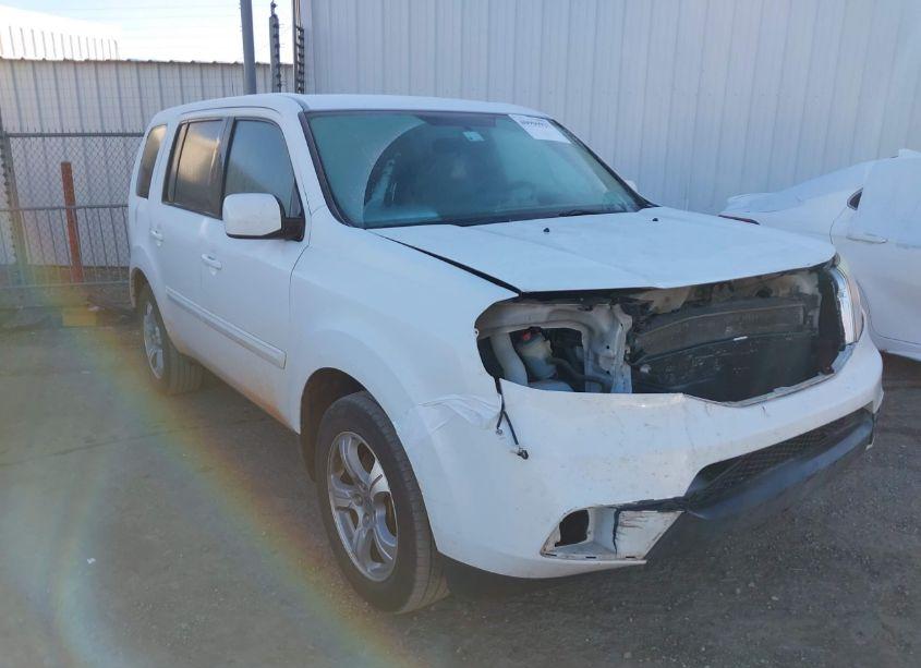 2014 Honda Pilot EX (VIN 5FNYF3H46EB016013) main photo