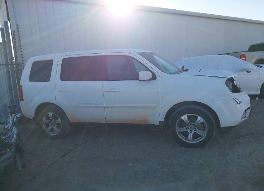 Photo 14 of 2014 Honda Pilot EX (VIN 5FNYF3H46EB016013)