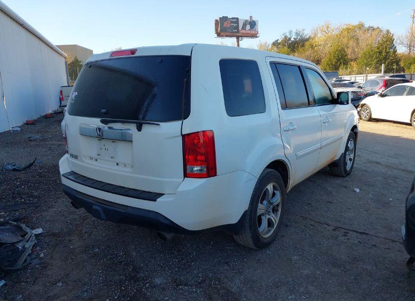 Photo 4 of 2014 Honda Pilot EX (VIN 5FNYF3H46EB016013)