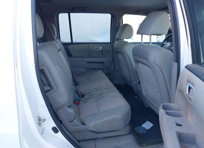Photo 8 of 2014 Honda Pilot EX (VIN 5FNYF3H46EB016013)