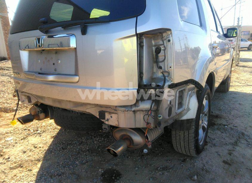 Photo 19 of 2014 Honda Pilot EX (VIN 5FNYF3H46EB020787)