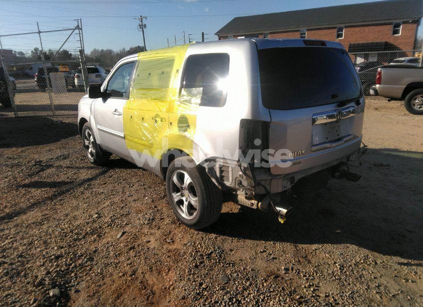 Photo 3 of 2014 Honda Pilot EX (VIN 5FNYF3H46EB020787)