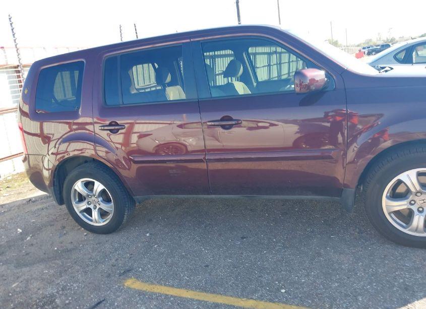 Photo 12 of 2013 Honda Pilot EX (VIN 5FNYF3H47DB016326)