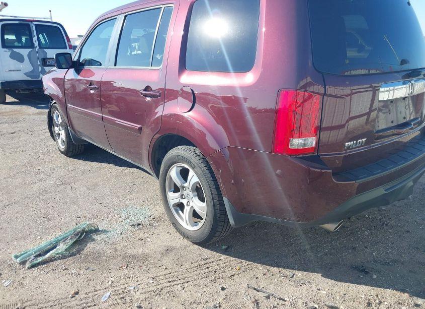 Photo 3 of 2013 Honda Pilot EX (VIN 5FNYF3H47DB016326)