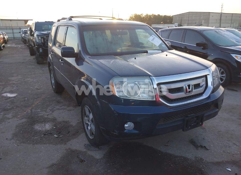 2010 Honda Pilot EX (VIN 5FNYF3H48AB006898) main photo