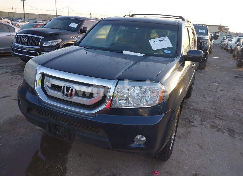 Photo 2 of 2010 Honda Pilot EX (VIN 5FNYF3H48AB006898)