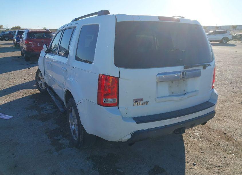 Photo 3 of 2011 Honda Pilot EX (VIN 5FNYF3H49BB052421)