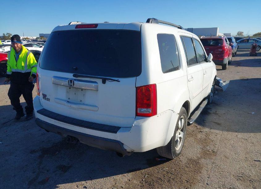 Photo 4 of 2011 Honda Pilot EX (VIN 5FNYF3H49BB052421)