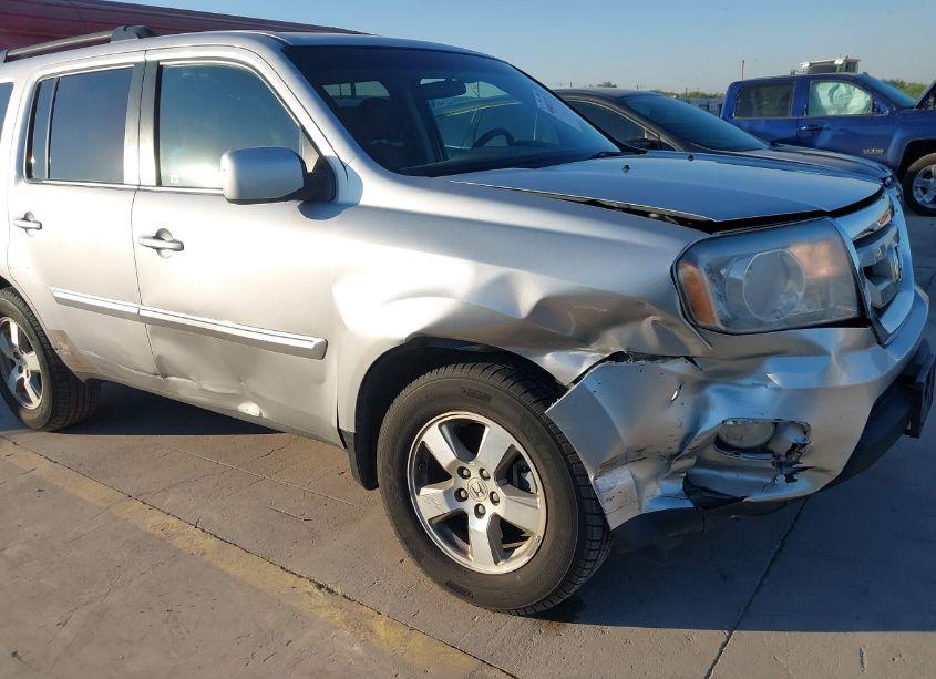 Photo 6 of 2011 Honda Pilot EX (VIN 5FNYF3H49BB057747)