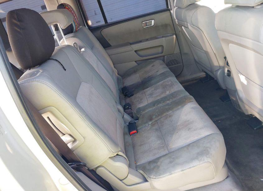 Photo 8 of 2013 Honda Pilot EX (VIN 5FNYF3H49DB004355)